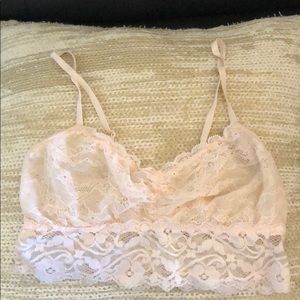 Urban outfitters blush lace bralette size S